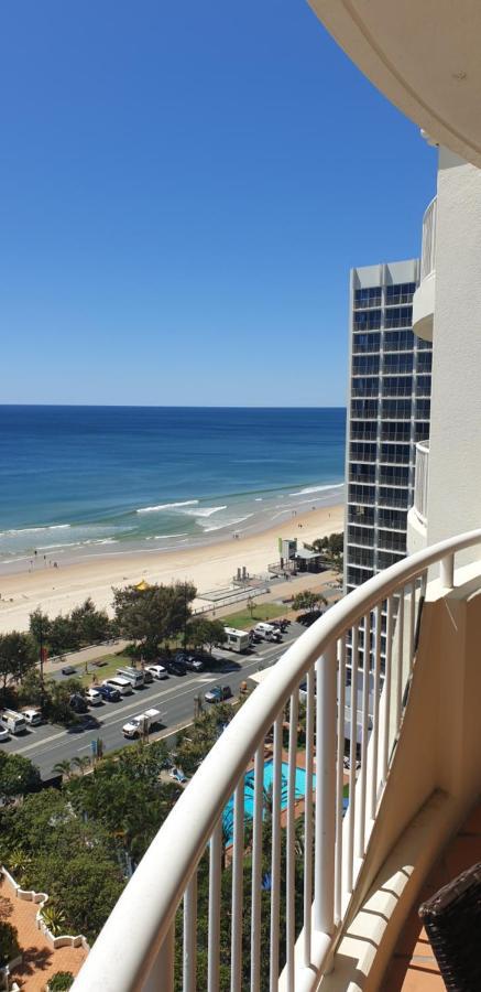 Stunning 2 Bedroom Ocean View Apartment Gold Coast Exterior foto